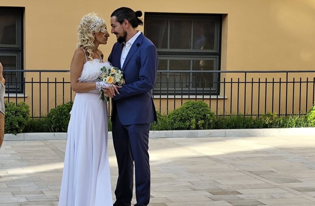 Θανάσης – Ειρήνη: Ενας υπέροχος γάμος στην Πάτρα και τα βίντεο που… έγιναν viral