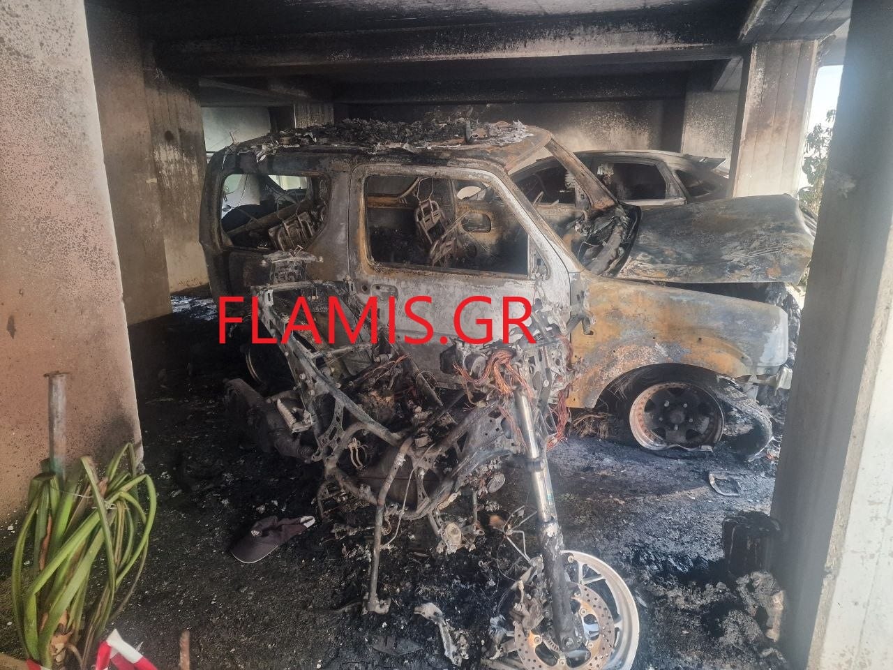 Μπραβοι Πατρα εμπρησμος ΙΧ συλληψεις